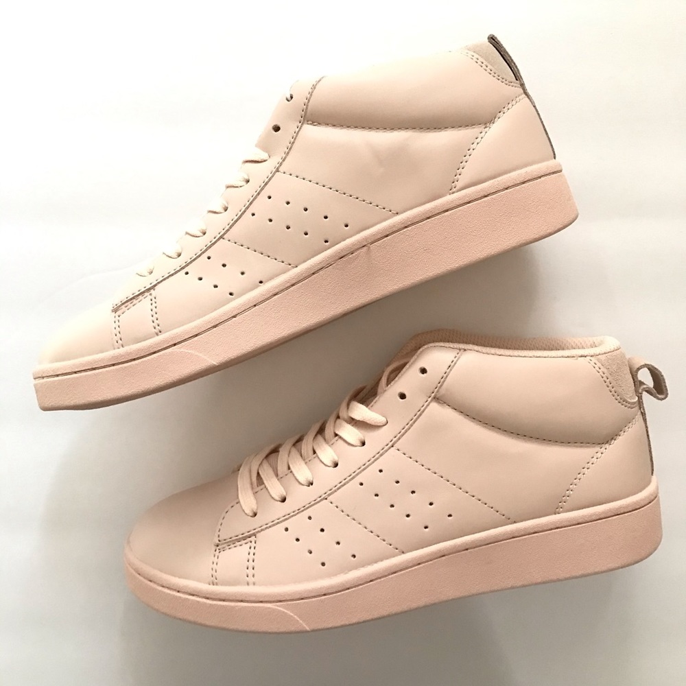 Zara Monochrome Sneakers
